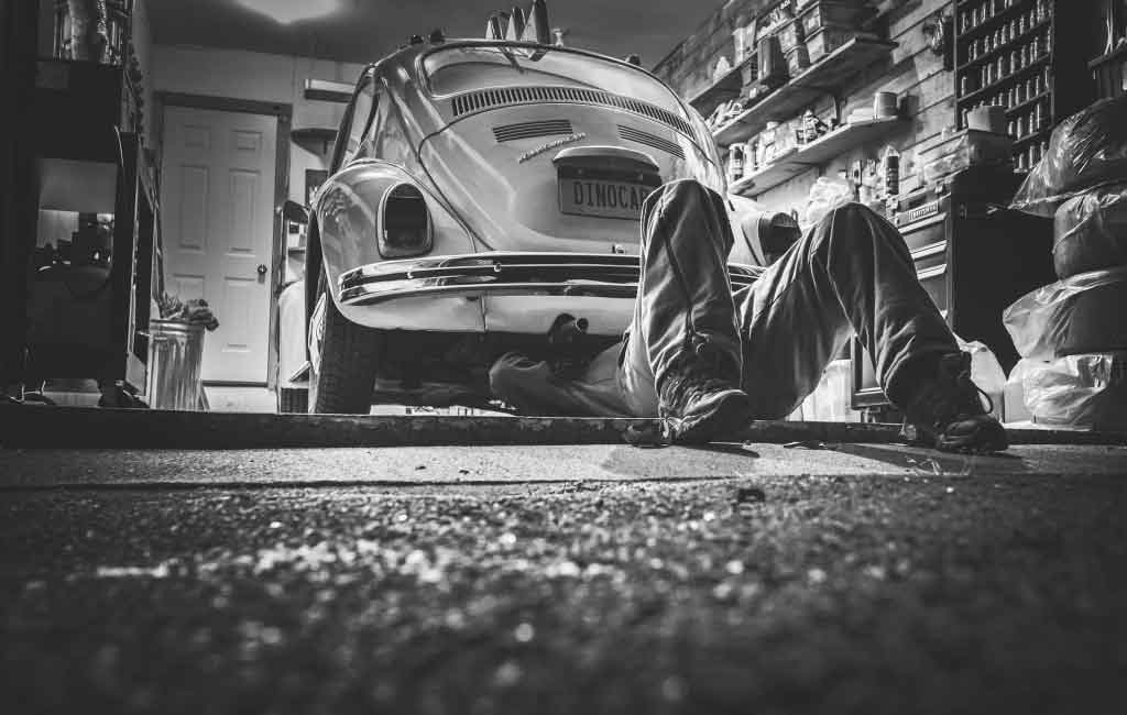 How to launch a successful garage business