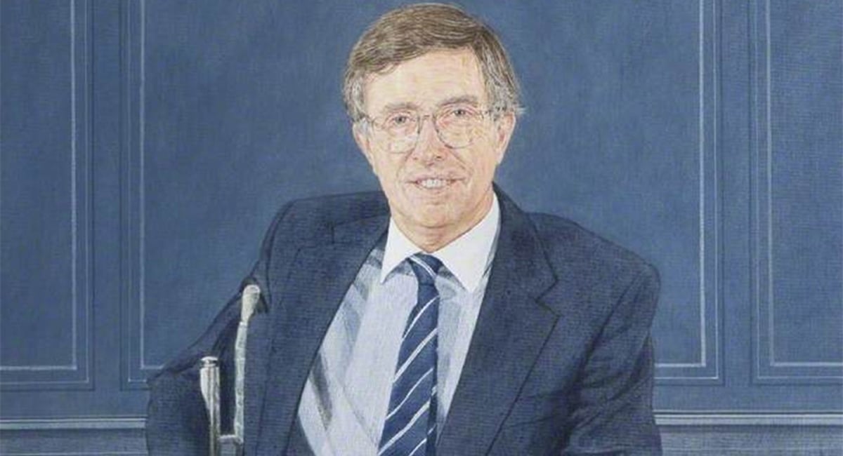 Sir David Evan Naunton (Den) Davies, who served as President of the Royal Academy of Engineering from 1996 to 2001, has died peacefully