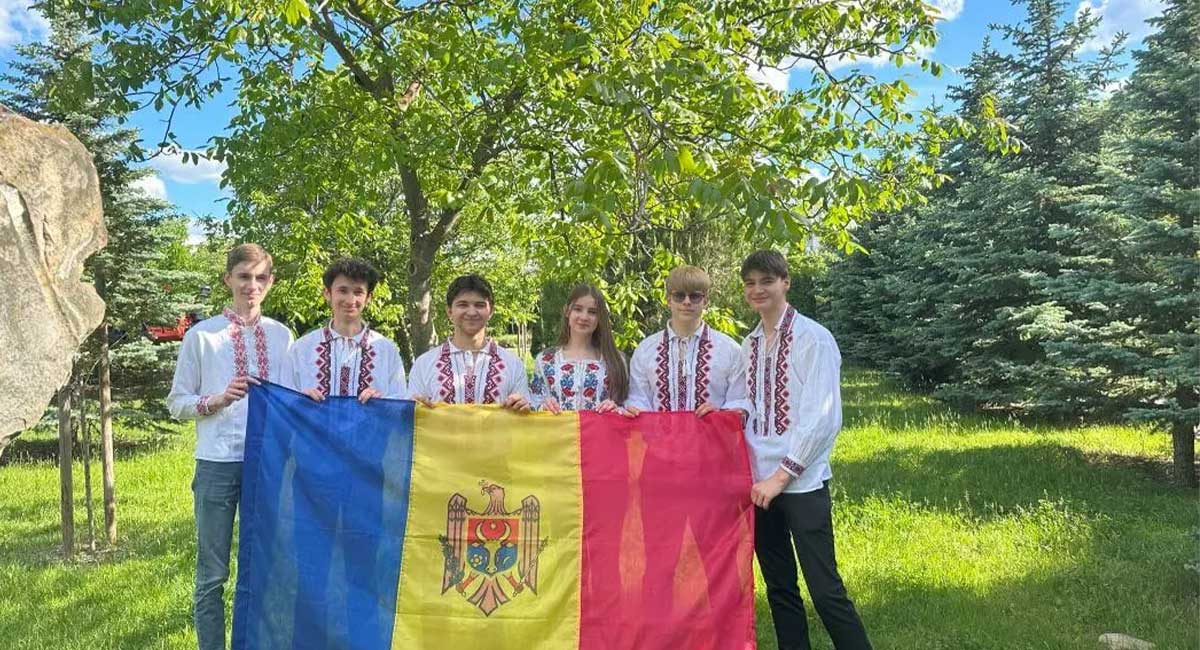 Moldovan robotics team received presidential support