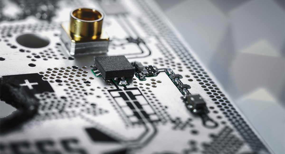 Rohde & Schwarz has announced two UK dates for its Navigating Test & Measurement seminars, in Cambridge on 3 February and Bolton on 5 February. With hands-on sessions guided by Rohde & Schwarz test experts, the purely educational events show engineers how to get the best from commonly used benchtop equipment. “Our Navigating Test & Measurement days are a great opportunity to build confidence and sharpen skills in operating test and measurement equipment,” said Jamie Lunn, vector network analyser product manager at Rohde & Schwarz. “The program is designed for engineers at any stage in their careers, whether growing their expertise from the ground up or updating their skills with the latest equipment.” The schedule for the seminar allows delegates to navigate between two learning streams according to their interests. Throughout the day, Stream 1 introduces vector network analysers, signal and spectrum analysers, and signal generators, used for tasks such as optimising RF components and high-frequency designs. Stream 2 focuses on ensuring robust and reliable performance with Oscilloscopes and delving into applications such as Power Electronics and Signal Integrity. Navigating Test & Measurement Cambridge will take place Tuesday 3rd February 2026 at the Møller Institute, with more information and registration available: Navigating Test & Measurement Cambridge Navigating Test & Measurement Bolton will take place Thursday 5th February 2026 at Bolton Toughsheet Stadium