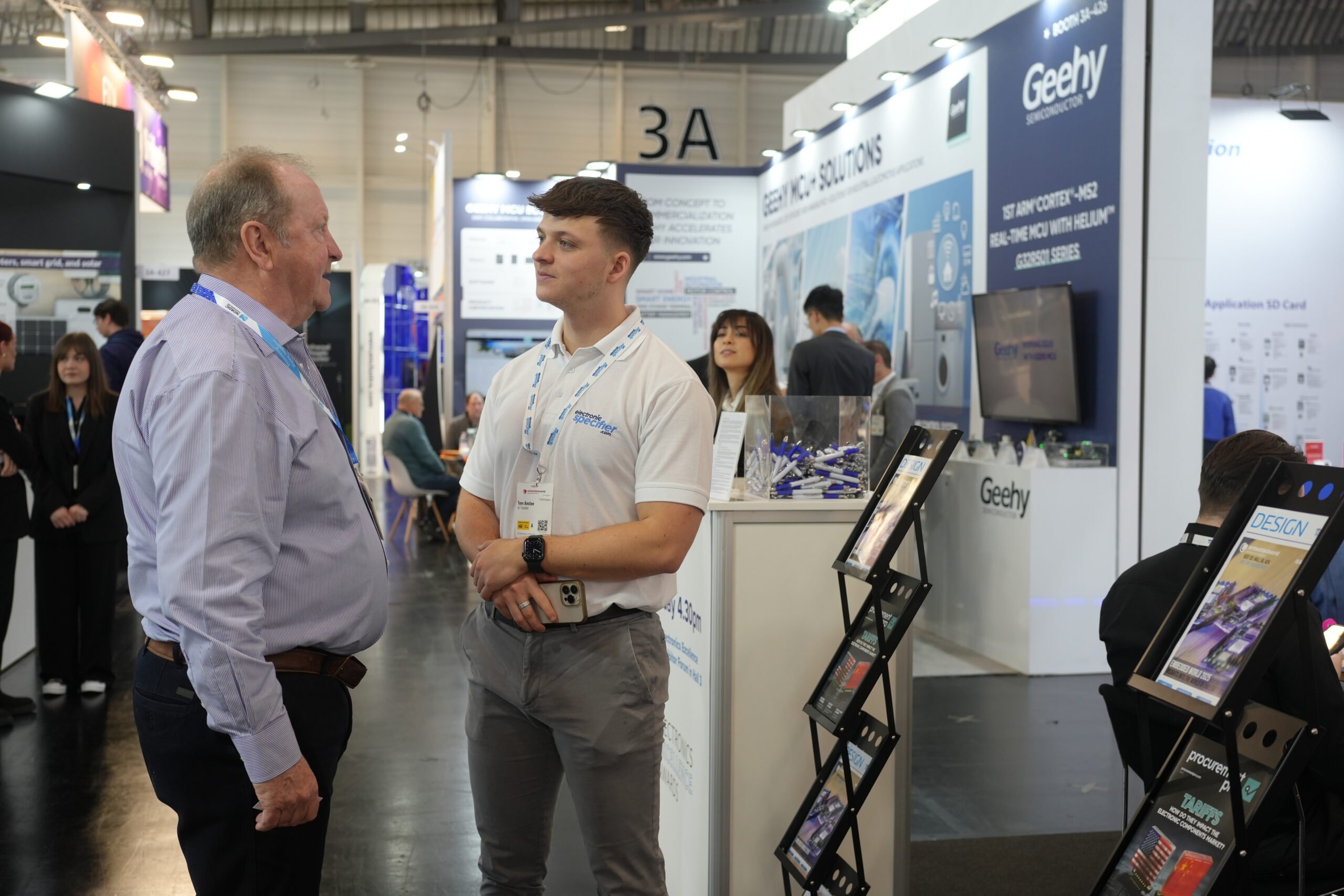 Electronic Specifier Team at embedded world booth