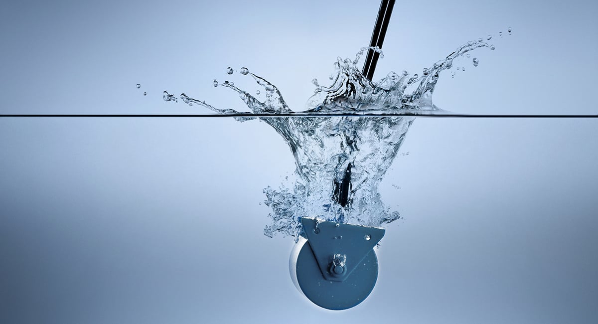 Inductive components with high frequency stability for railway