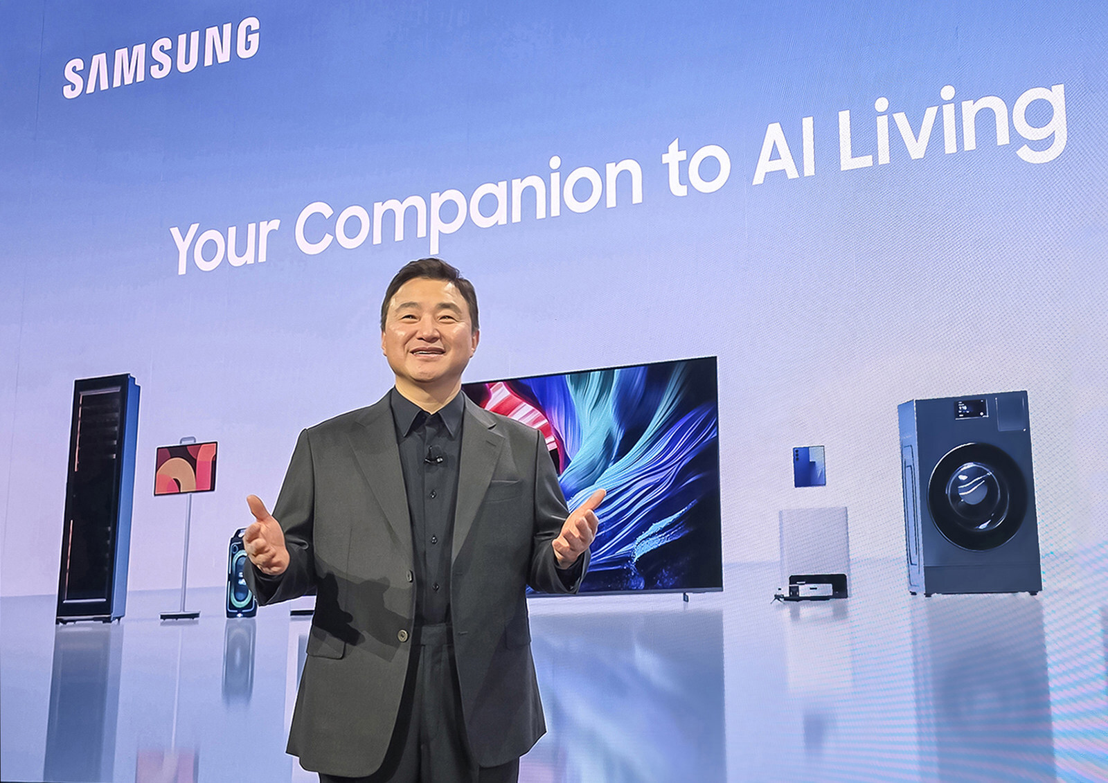 Samsung presents 'Your Companion to AI Living'