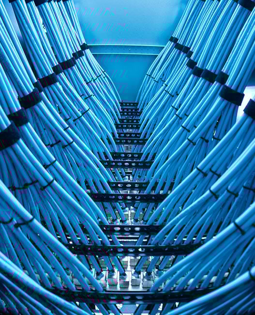 Why fibre solutions in AI data centres matter