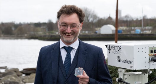 Vector Photonics achieves world-first PCSEL demo across the Clyde