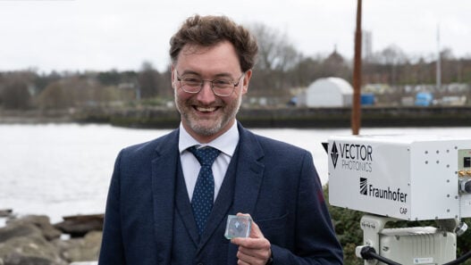 Vector Photonics achieves world-first PCSEL demo across the Clyde