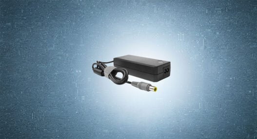 Implementing isolated flyback controller