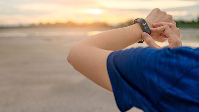 Quantifying comfort and fit in wearable devices