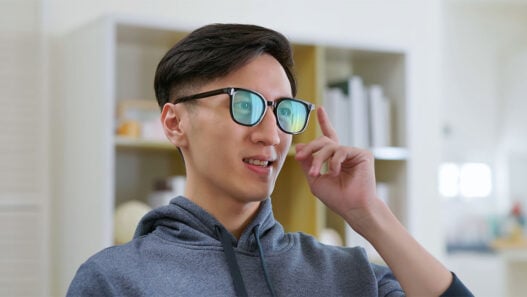 STMicroelectronics brings always-on vision to personal electronics