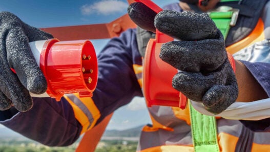 The human factor in connector safety
