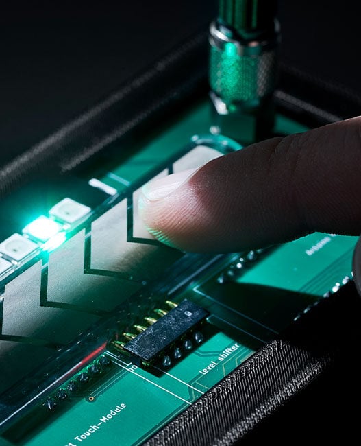 Function moves to the surface: binder prints electronics directly onto the component