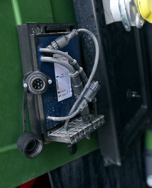 Binder connectors in TerraCare's tyre pressure control system