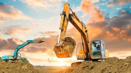 Inverters, BMS, and isolation monitoring in heavy equipment