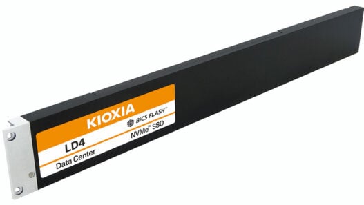 E1.L QLC-based SSDs for hyperscale data centres