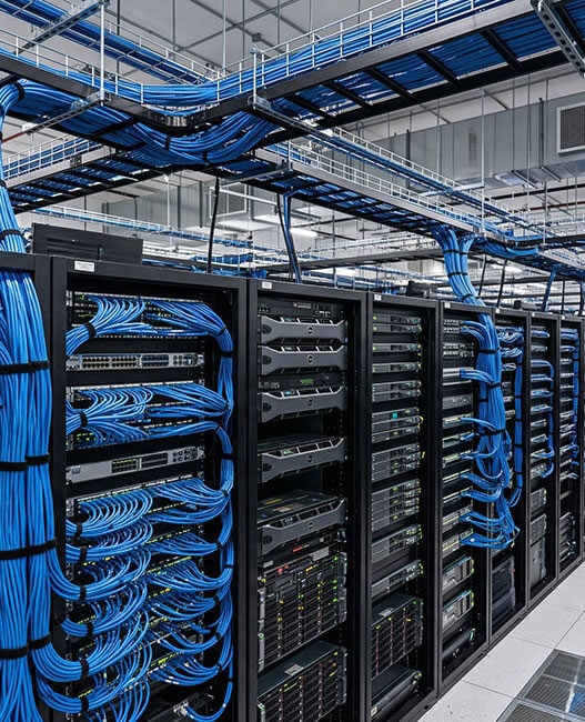 How to choose the right rack architecture for non-hyperscale data centres
